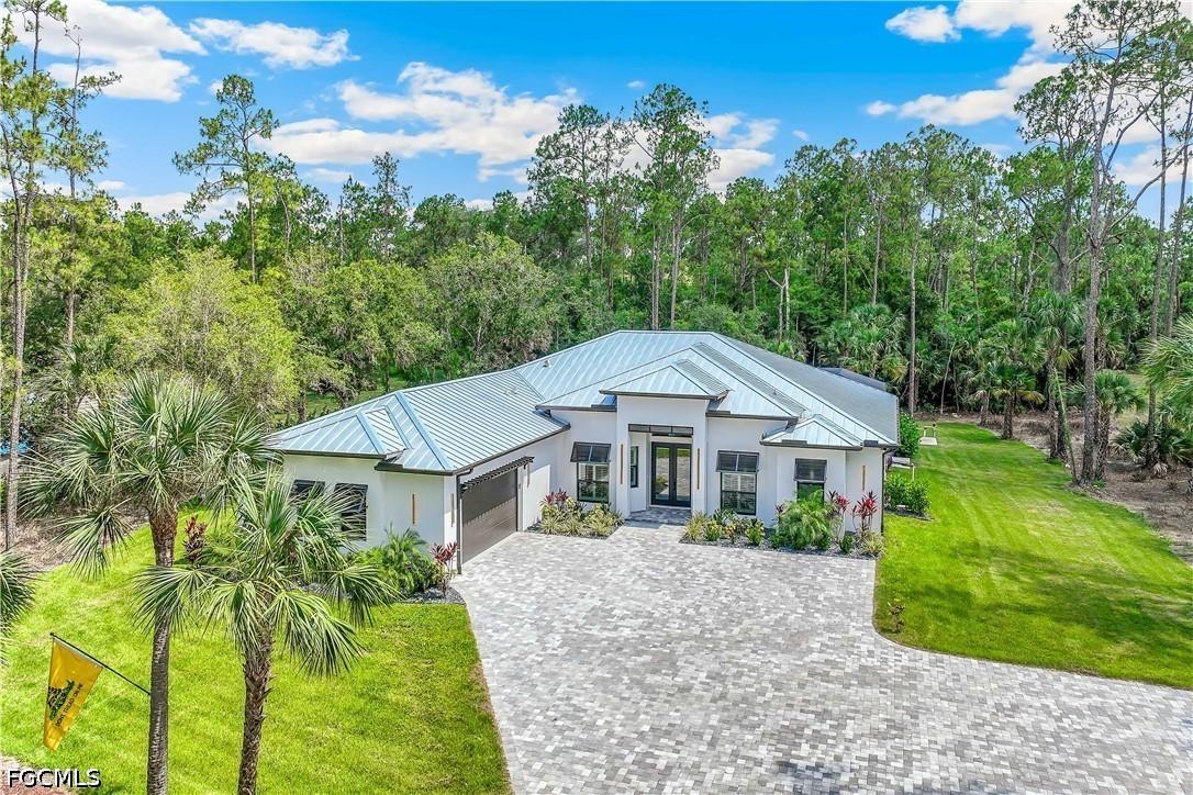 4348 6th Ave., Naples, FL 34117