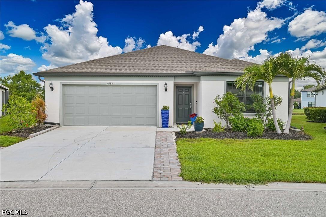 10788 Firebush Cir., North Fort Myers, FL 33917