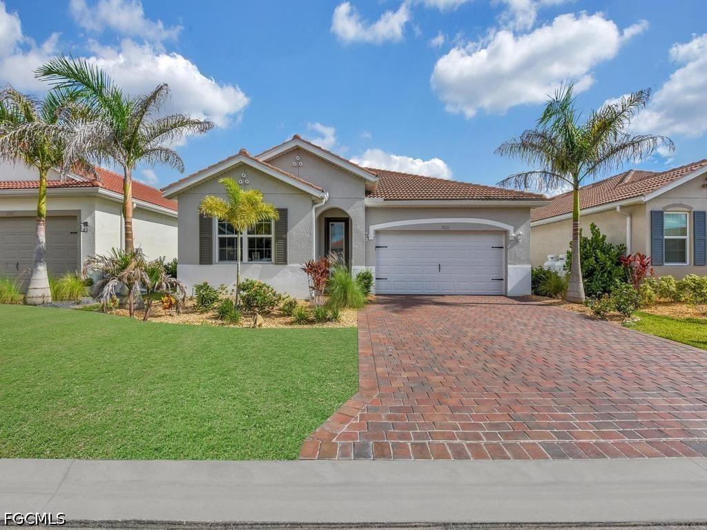 3824 Crosswater Dr., North Fort Myers, FL 33917