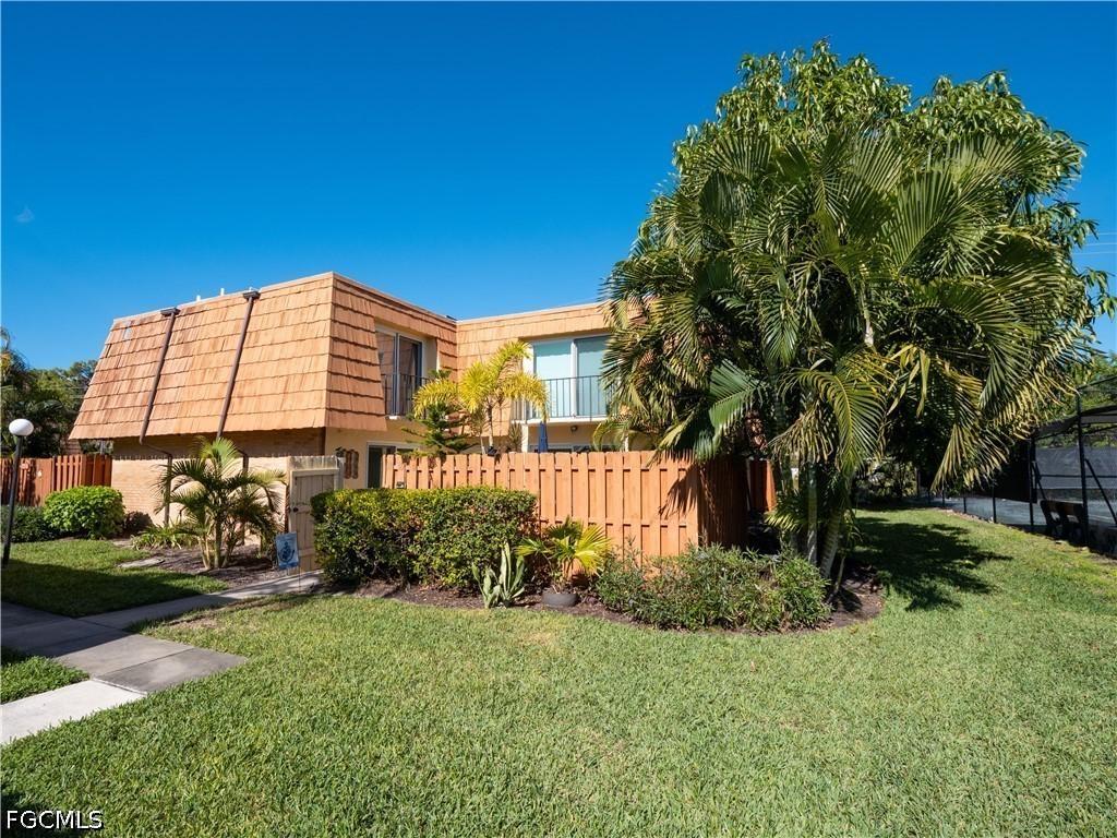 1727 Park Meadows Dr. #2, Fort Myers, FL 33907