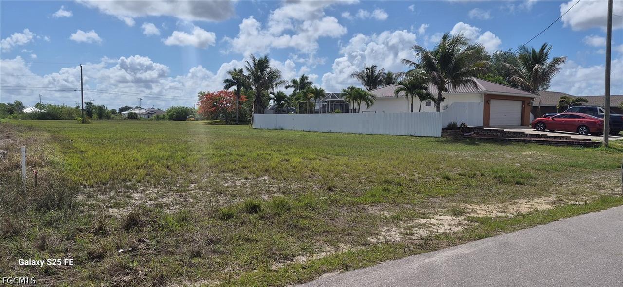 1435 NE Juanita Pl., Cape Coral, FL 33909