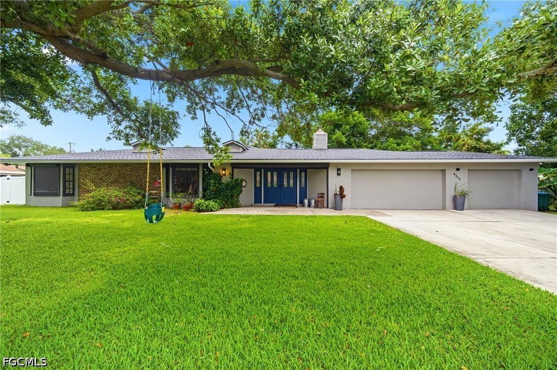 4317 SE 16th Pl., Cape Coral, FL 33904