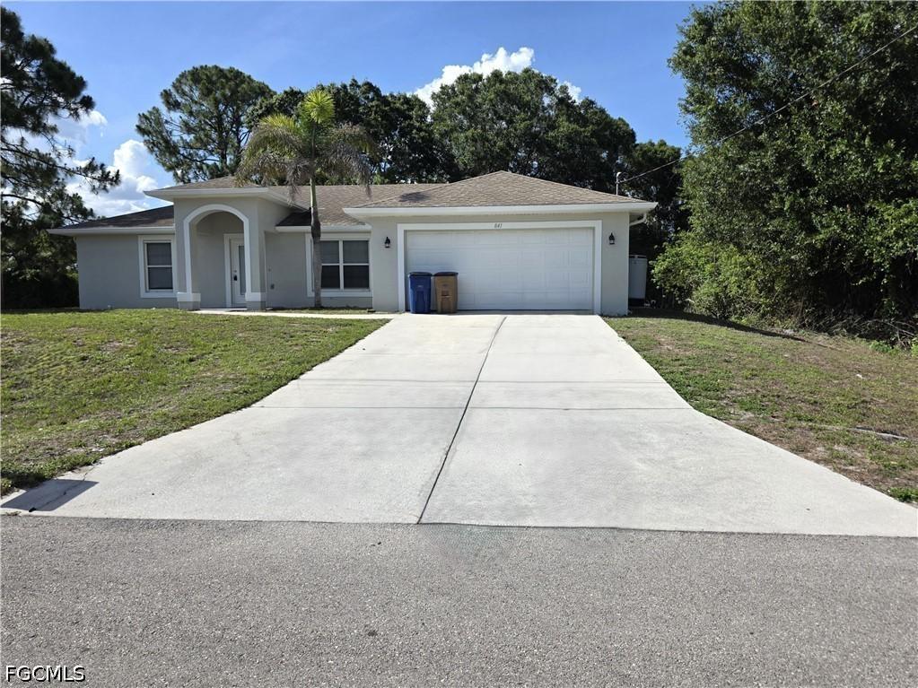841 Calumet St., Lehigh Acres, FL 33974