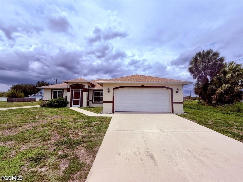 1701 NE 26th Ter., Cape Coral, FL 33909