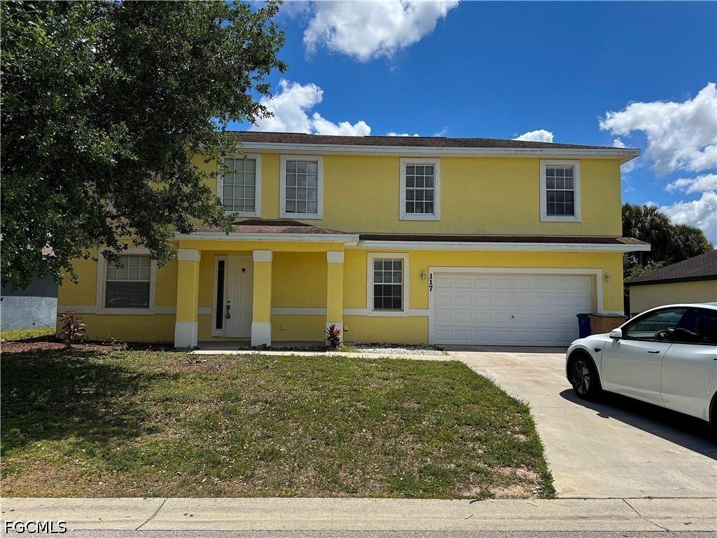 117 Shadow Lakes Dr., Lehigh Acres, FL 33974