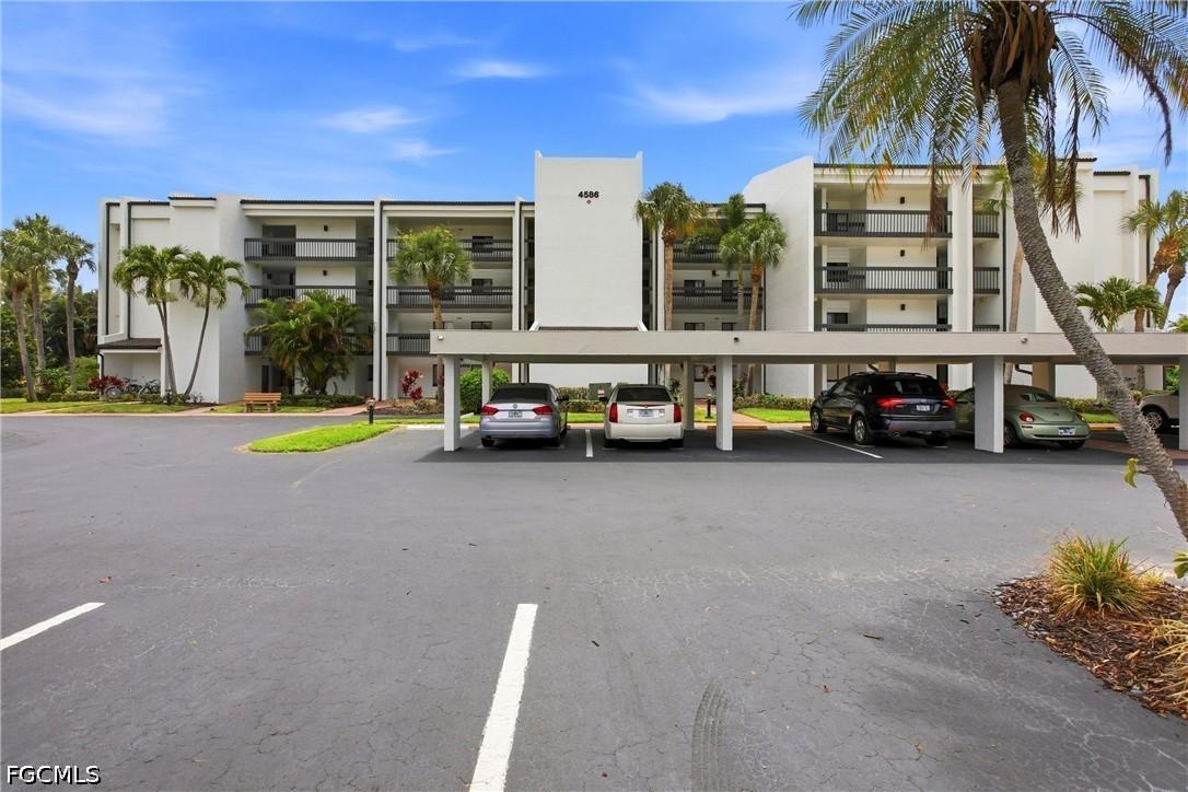 4586 Trawler Ct. #303, Fort Myers, FL 33919