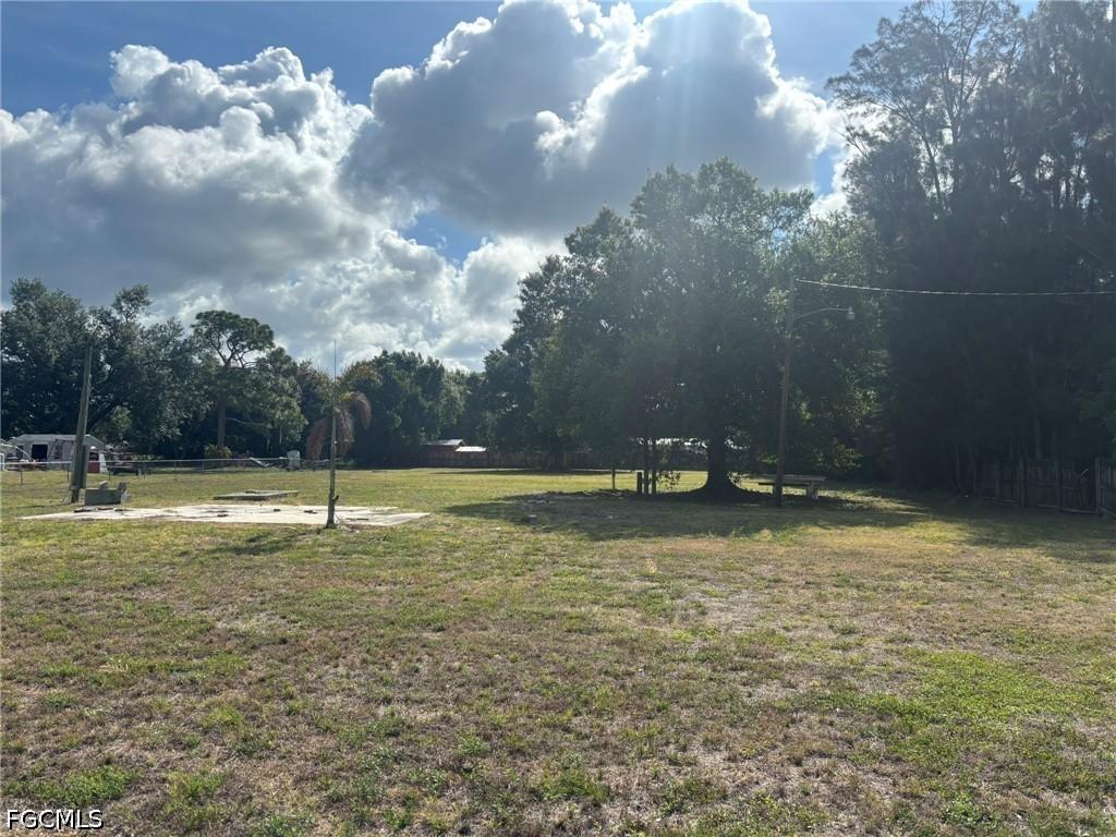 7949 Mcdaniel Dr., North Fort Myers, FL 33917