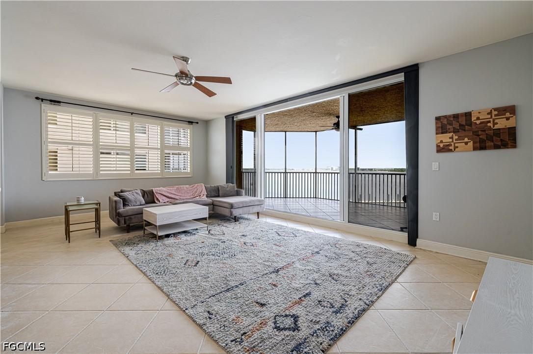 2090 W First St. #E705, Fort Myers, FL 33901