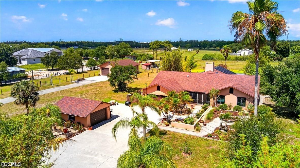 6670 Pangola Rd., Fort Myers, FL 33905