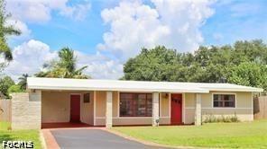150 Brooks Rd., North Fort Myers, FL 33917