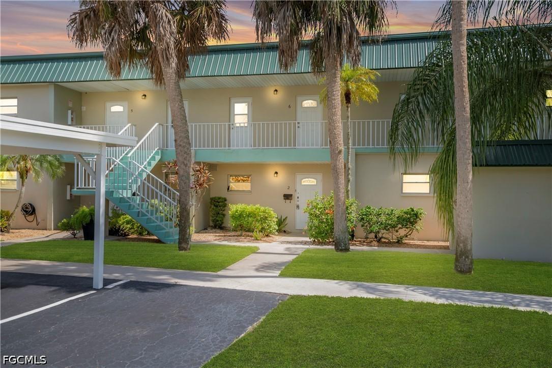 1715 Golf Club Dr. #2, North Fort Myers, FL 33903