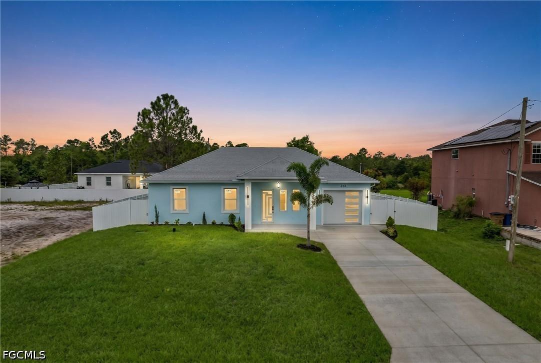 546 Louisville St., Lehigh Acres, FL 33974