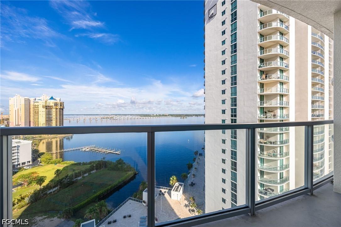 3000 Oasis Grand Blvd. #1705, Fort Myers, FL 33916