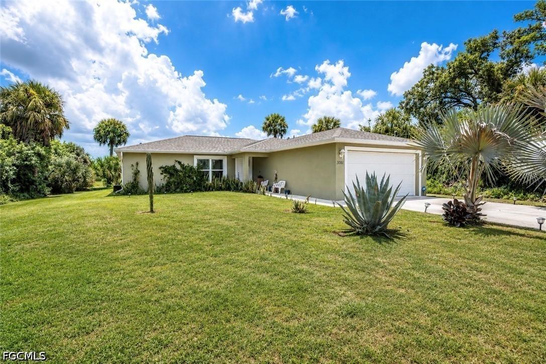 3061 NW Beechwood Cir., Labelle, FL 33935