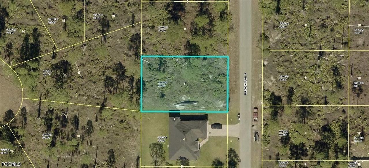 338 Brook Ave., Lehigh Acres, FL 33974