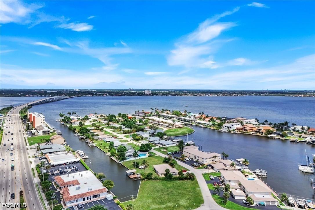 1714 Bikini Ct. #103, Cape Coral, FL 33904