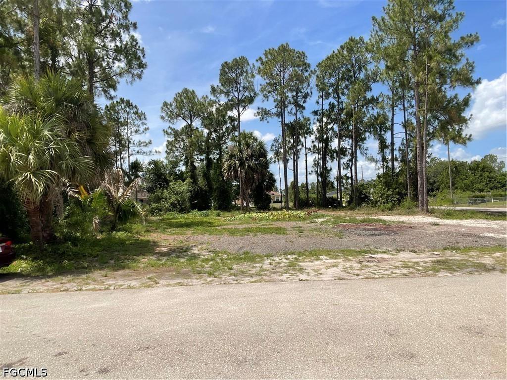3011 33rd St., Lehigh Acres, FL 33976
