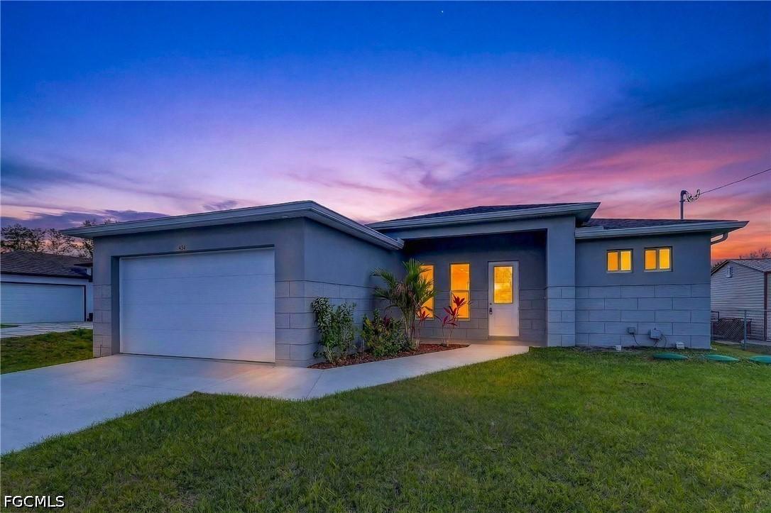434 Rathburn St., Lehigh Acres, FL 33974