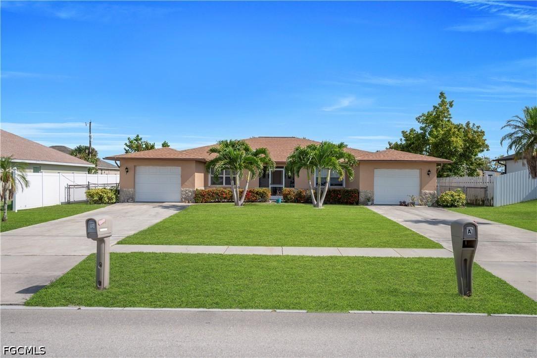 836 Trafalgar Pkwy., Cape Coral, FL 33991