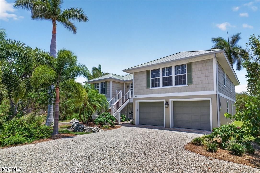 928 Pepper Tree Pl., Sanibel, FL 33957