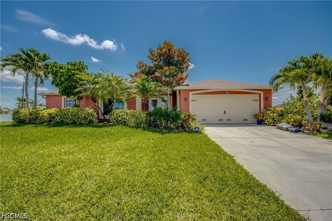 1821 NW 1st Pl., Cape Coral, FL 33993