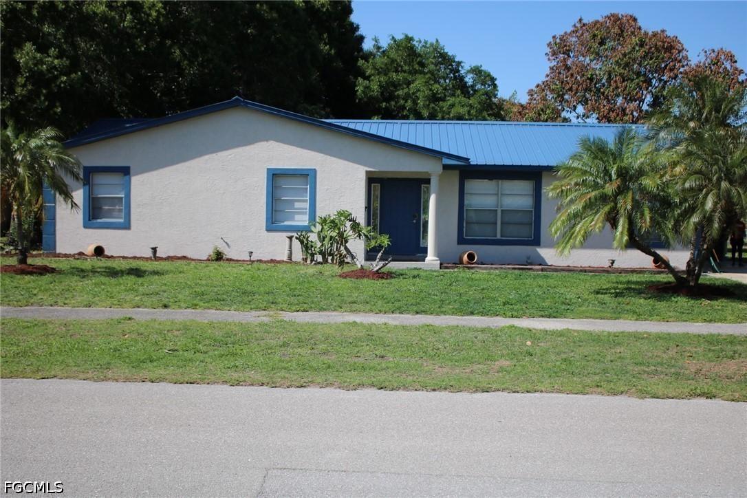 111 E Sugarland Cir., Clewiston, FL 33440