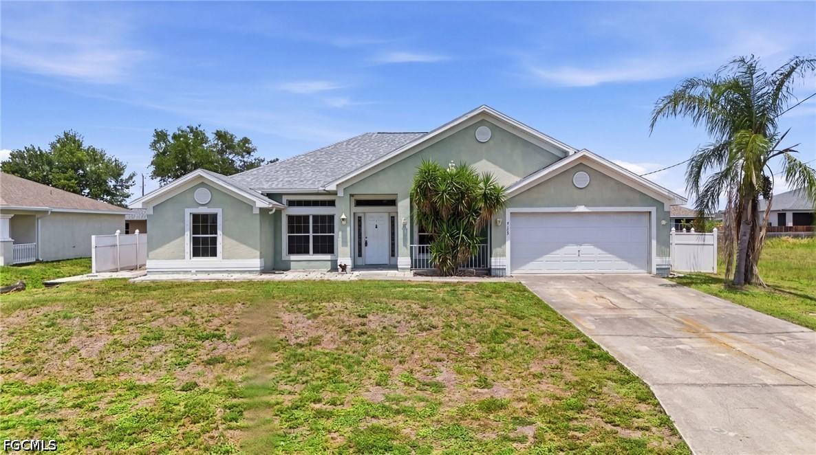 4129 NE 14th Pl., Cape Coral, FL 33909