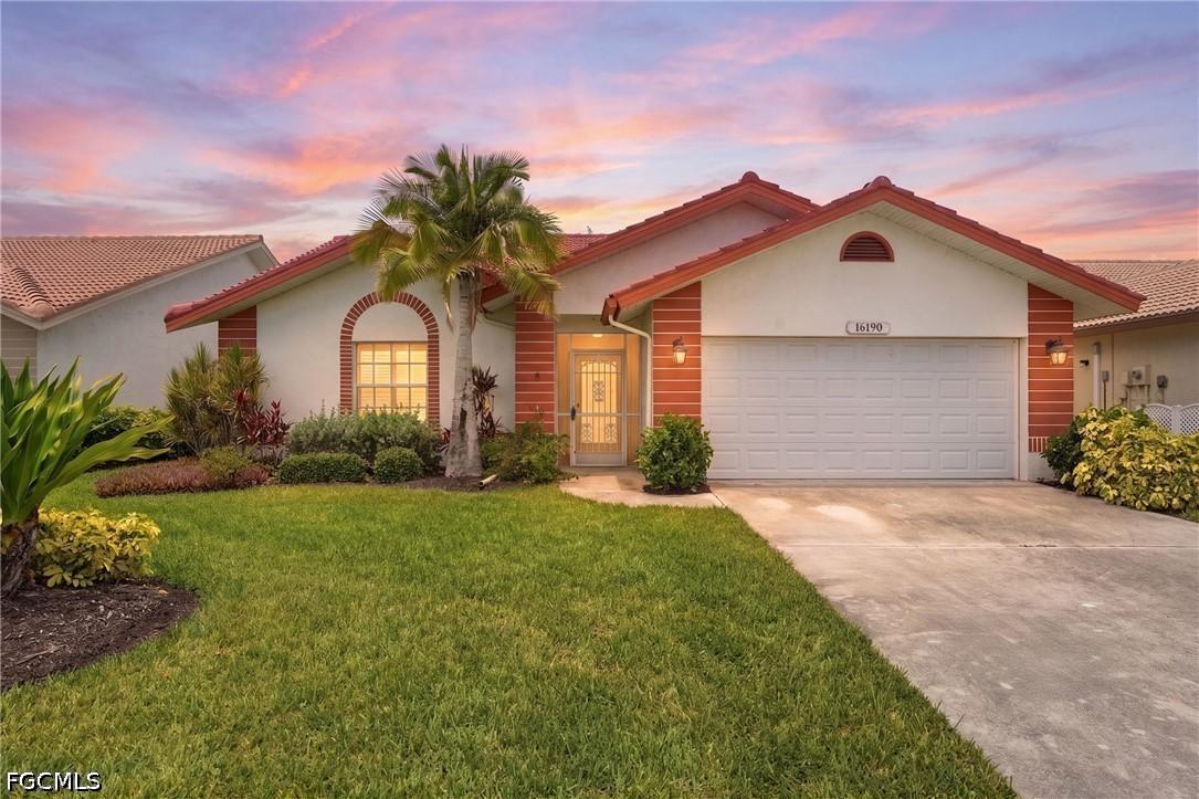 16190 Kelly Woods Dr., Fort Myers, FL 33908