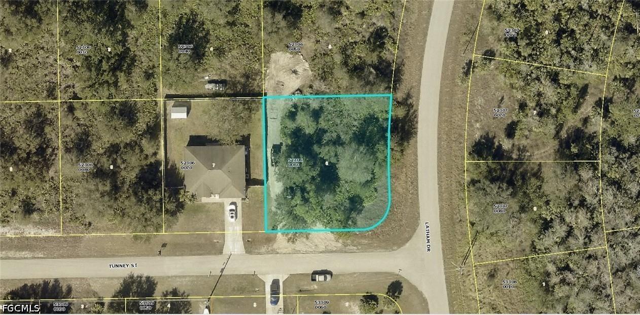 710 Tunney St., Lehigh Acres, FL 33972