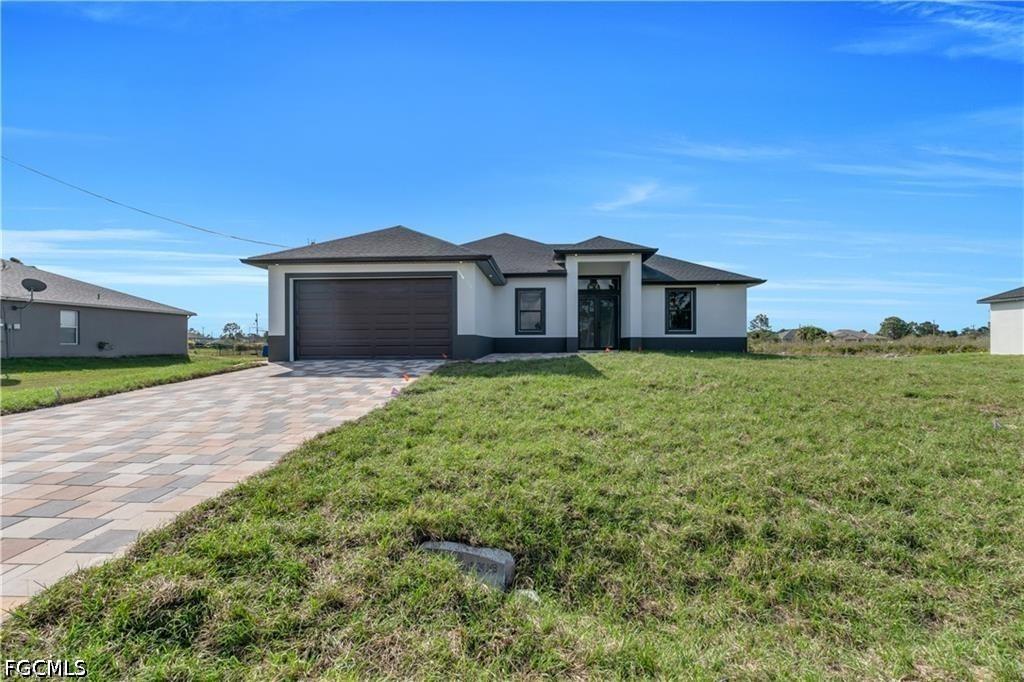 803 Pine Ave., Lehigh Acres, FL 33972