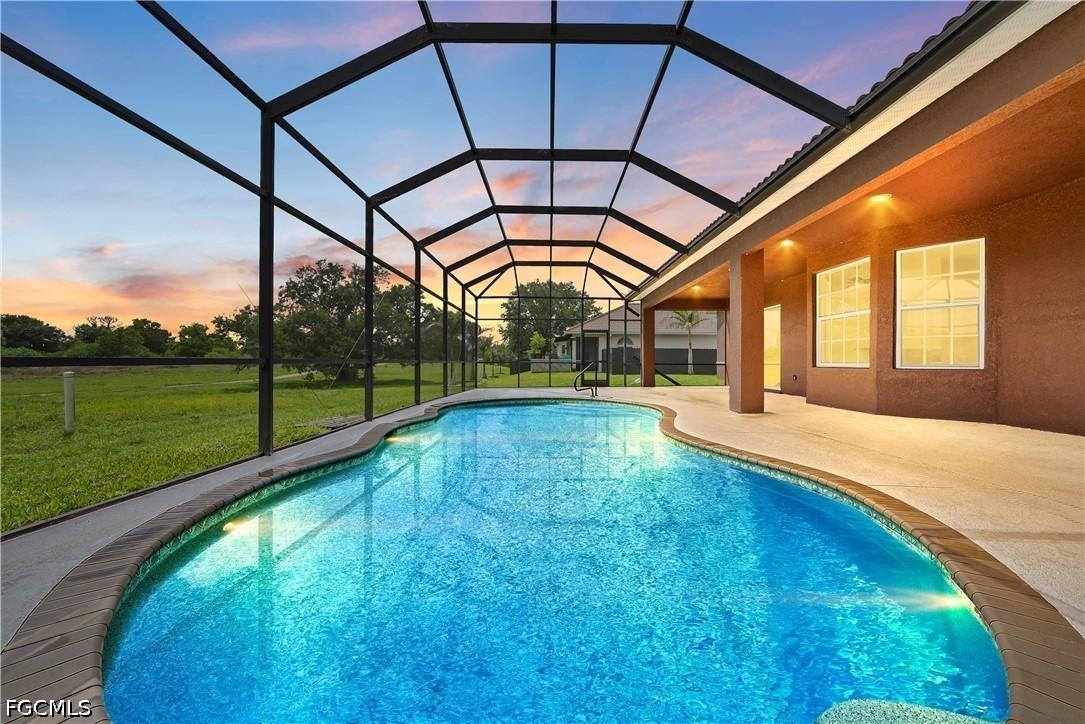 680 Mirror Lakes Ct., Lehigh Acres, FL 33974