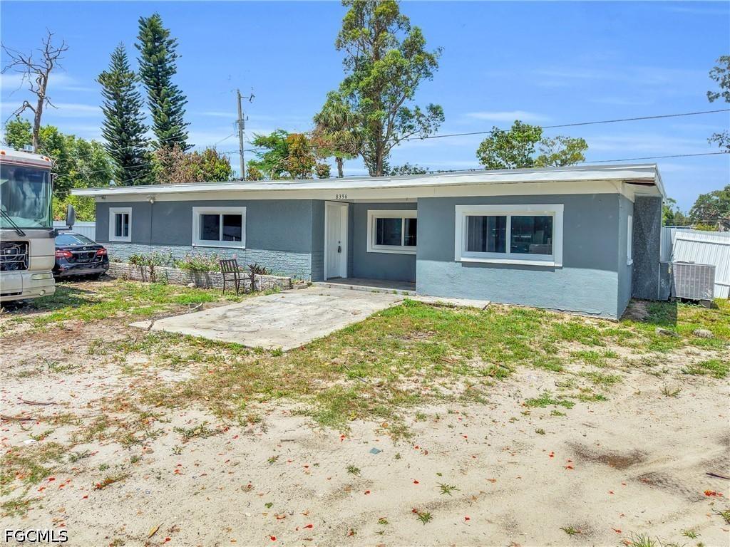 8396 Sevigny Dr., North Fort Myers, FL 33917