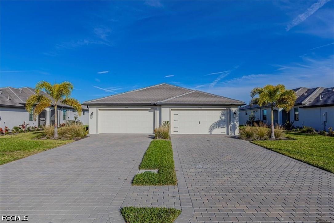 19504 Hinkley Dr., Estero, FL 33928