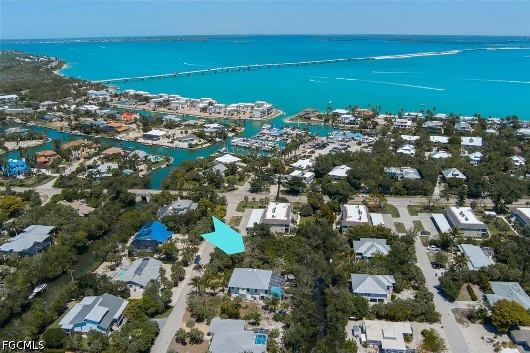 1084 S Yachtsman Dr., Sanibel, FL 33957