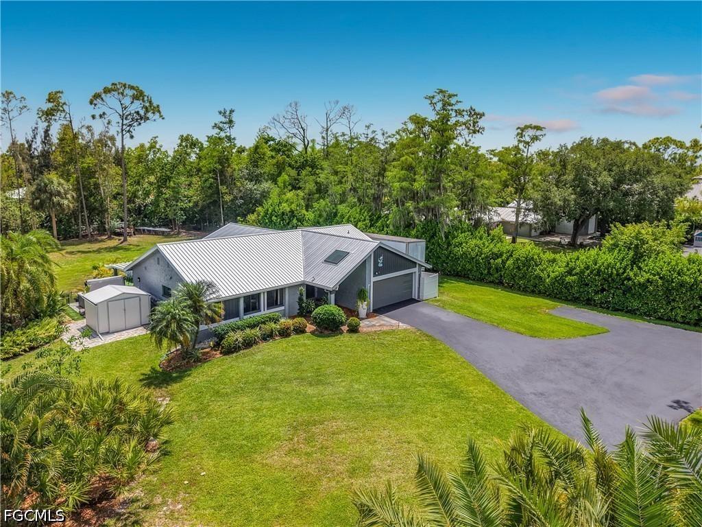 6284 Scott Ln., Fort Myers, FL 33966