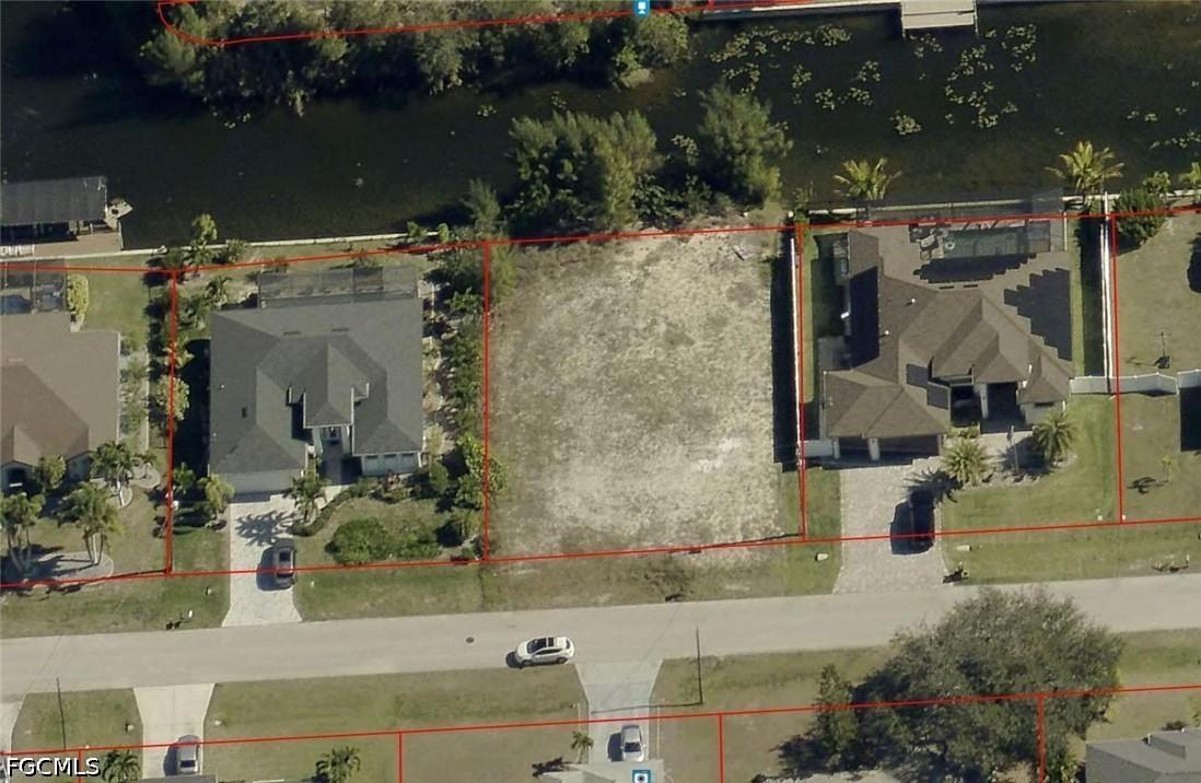 2135 SW 4th Ct., Cape Coral, FL 33991