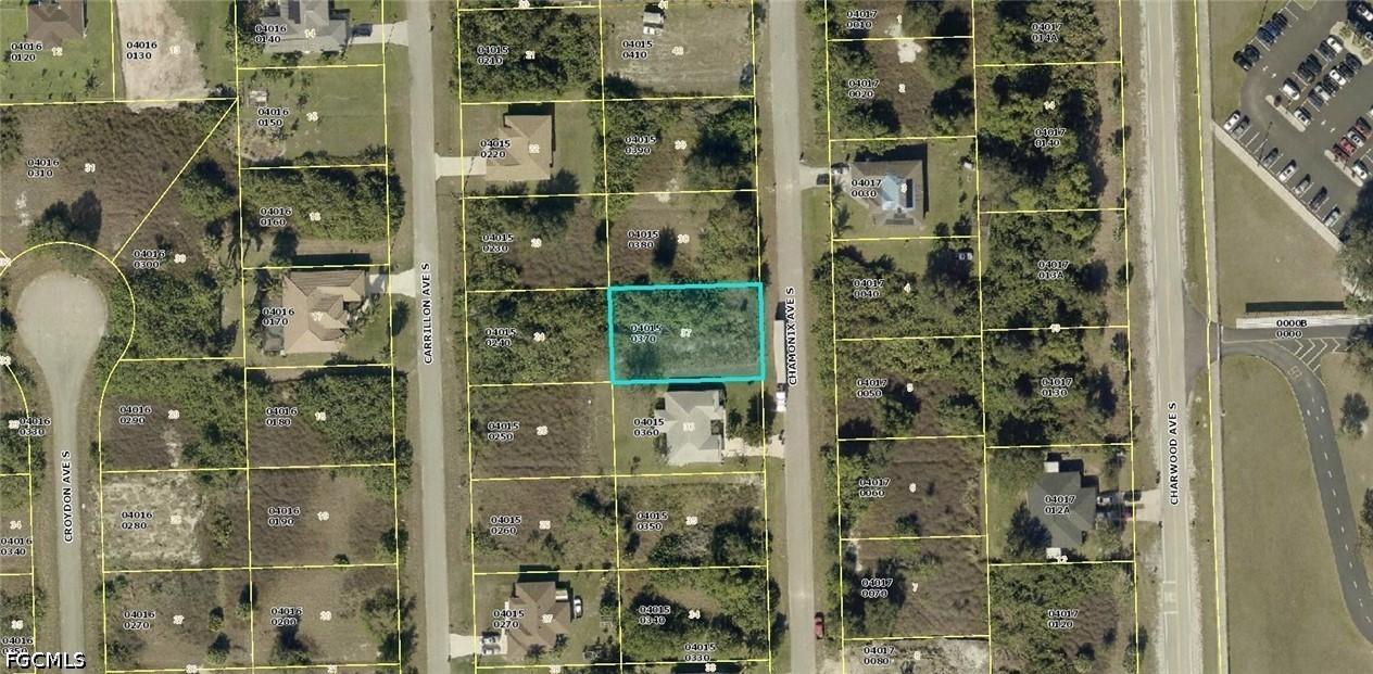 516 Chamonix Ave., Lehigh Acres, FL 33974