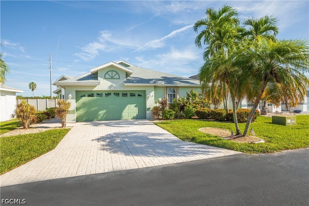3762 Sabal Springs Blvd., North Fort Myers, FL 33917