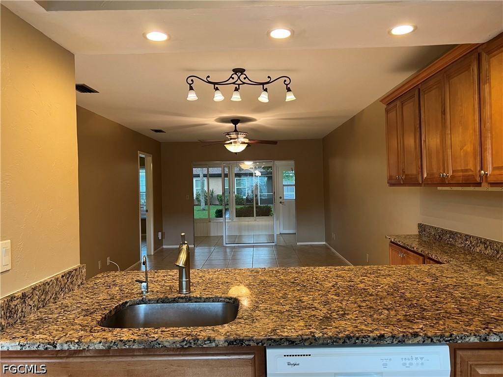 4629 SE 5th Pl. #14, Cape Coral, FL 33904