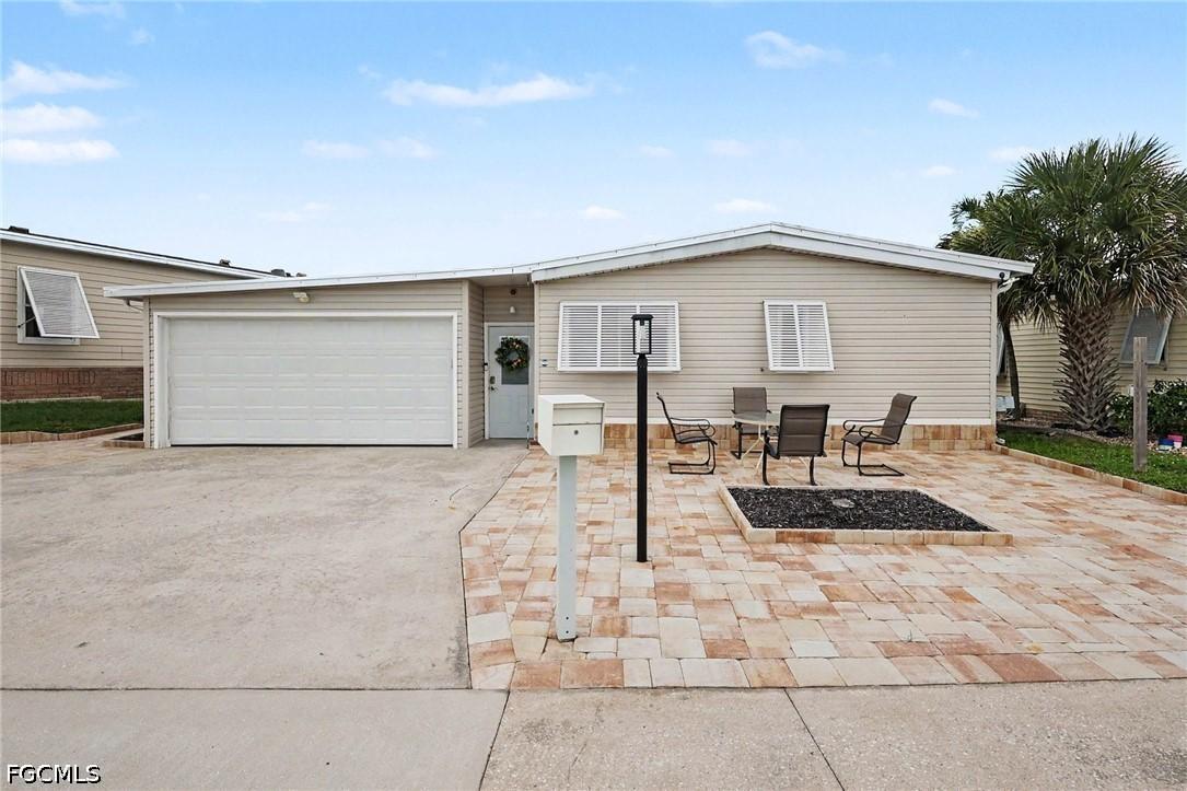 11181 Azalea Ln., Fort Myers Beach, FL 33931
