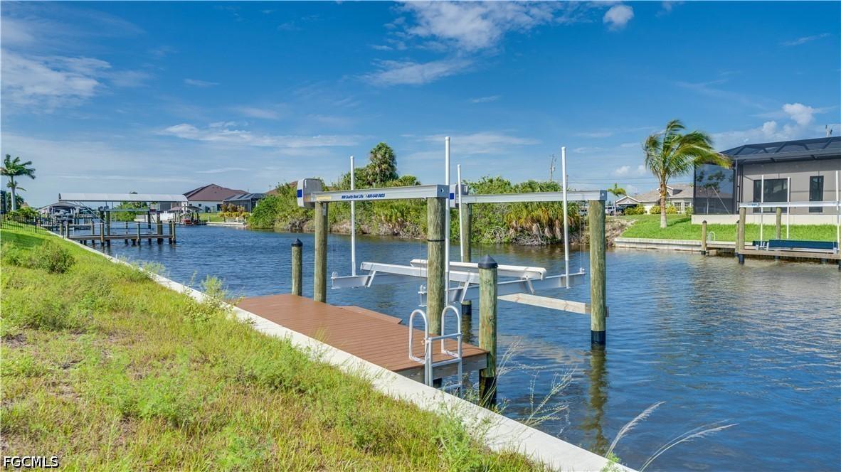 1217 NW 33rd Ave., Cape Coral, FL 33993