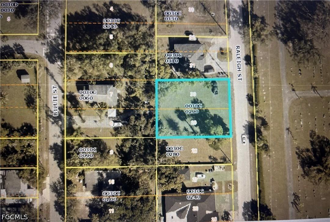 1530 Raleigh St., Fort Myers, FL 33916