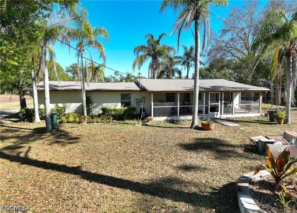 10921 Shirley Ln., North Fort Myers, FL 33917