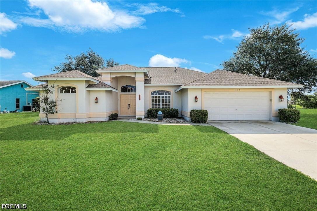 615 SE 19th Ct., Cape Coral, FL 33990