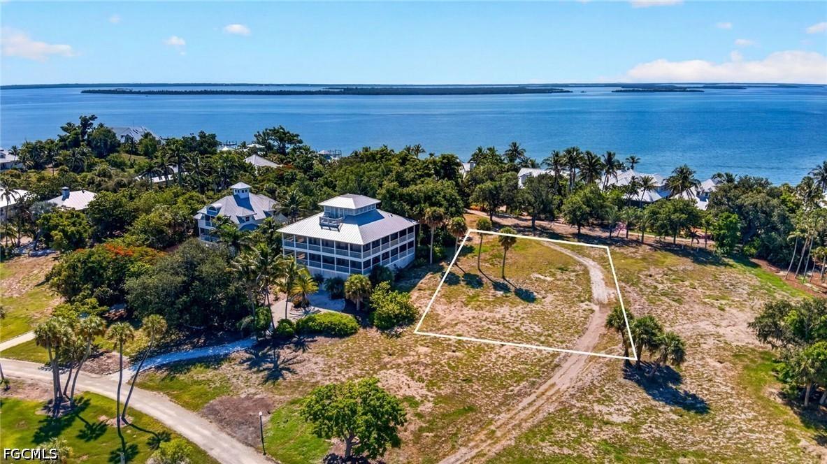 327 Useppa, Useppa Island, FL 33924