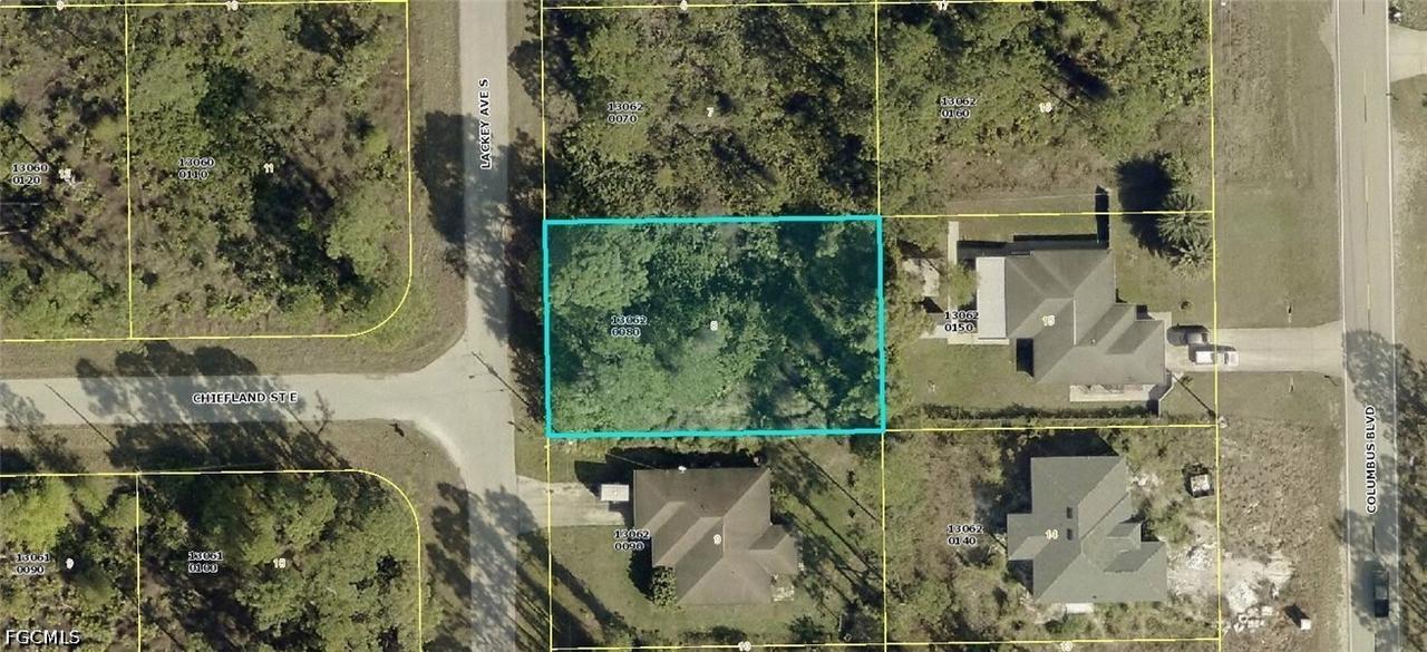 439 Lackey Ave., Lehigh Acres, FL 33974