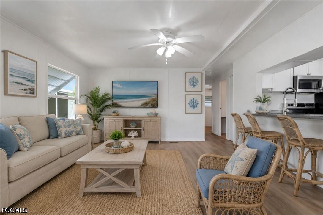 243 Tangerine Dr., Fort Myers, FL 33905