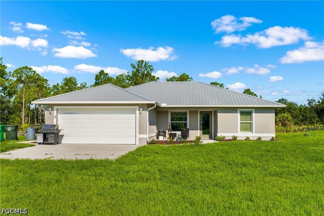 2872 Secretariat Dr., Labelle, FL 33935