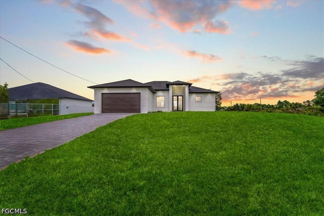 3371 Meadow Rd., Lehigh Acres, FL 33974