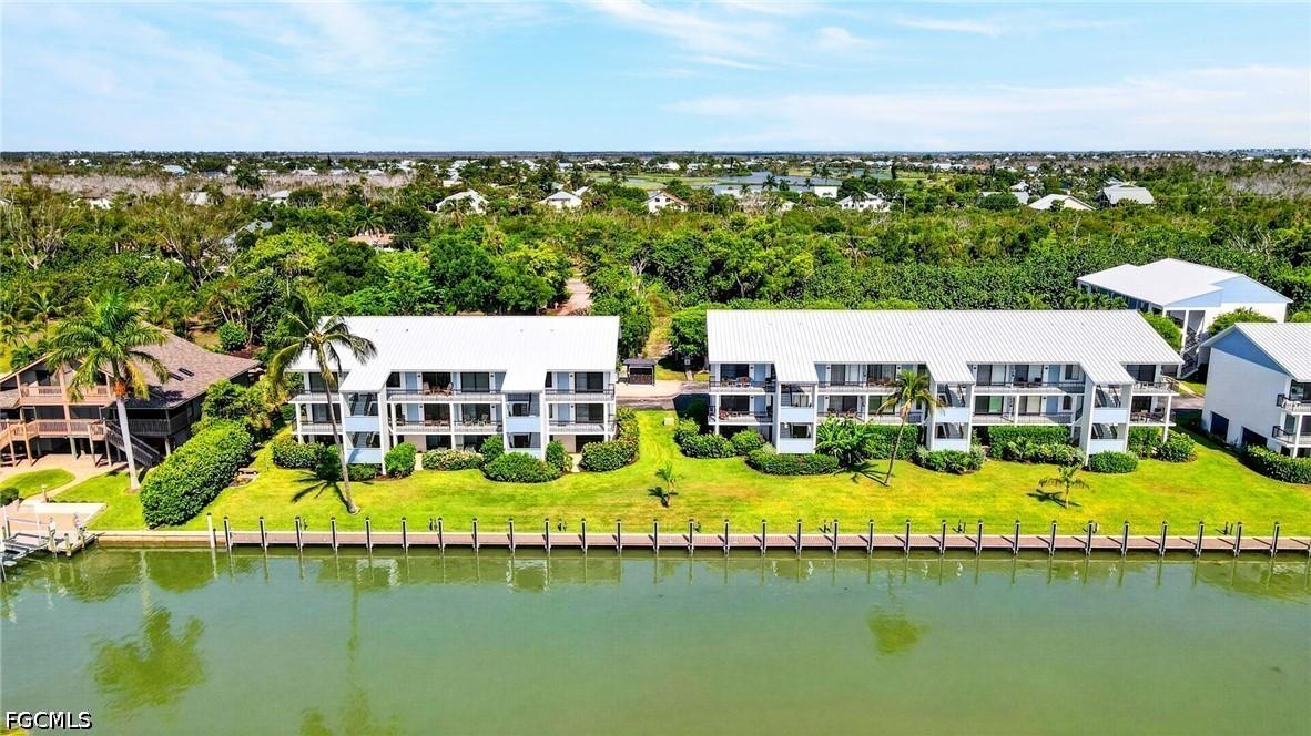 1250 Tennisplace Ct. #E22, Sanibel, FL 33957